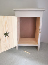 Load image into Gallery viewer, Wooden star Cupboard
